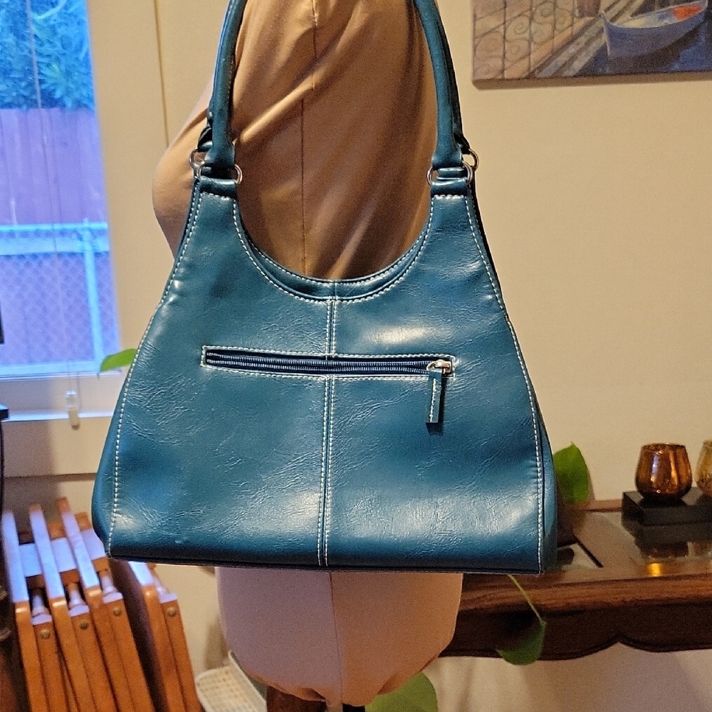 Elegant Blue/green/turquoise Leather Handbag by St. Johns Bay.